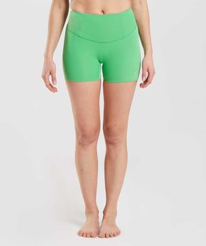 Gymshark Studio Korte Broek Groen | UJEK89635