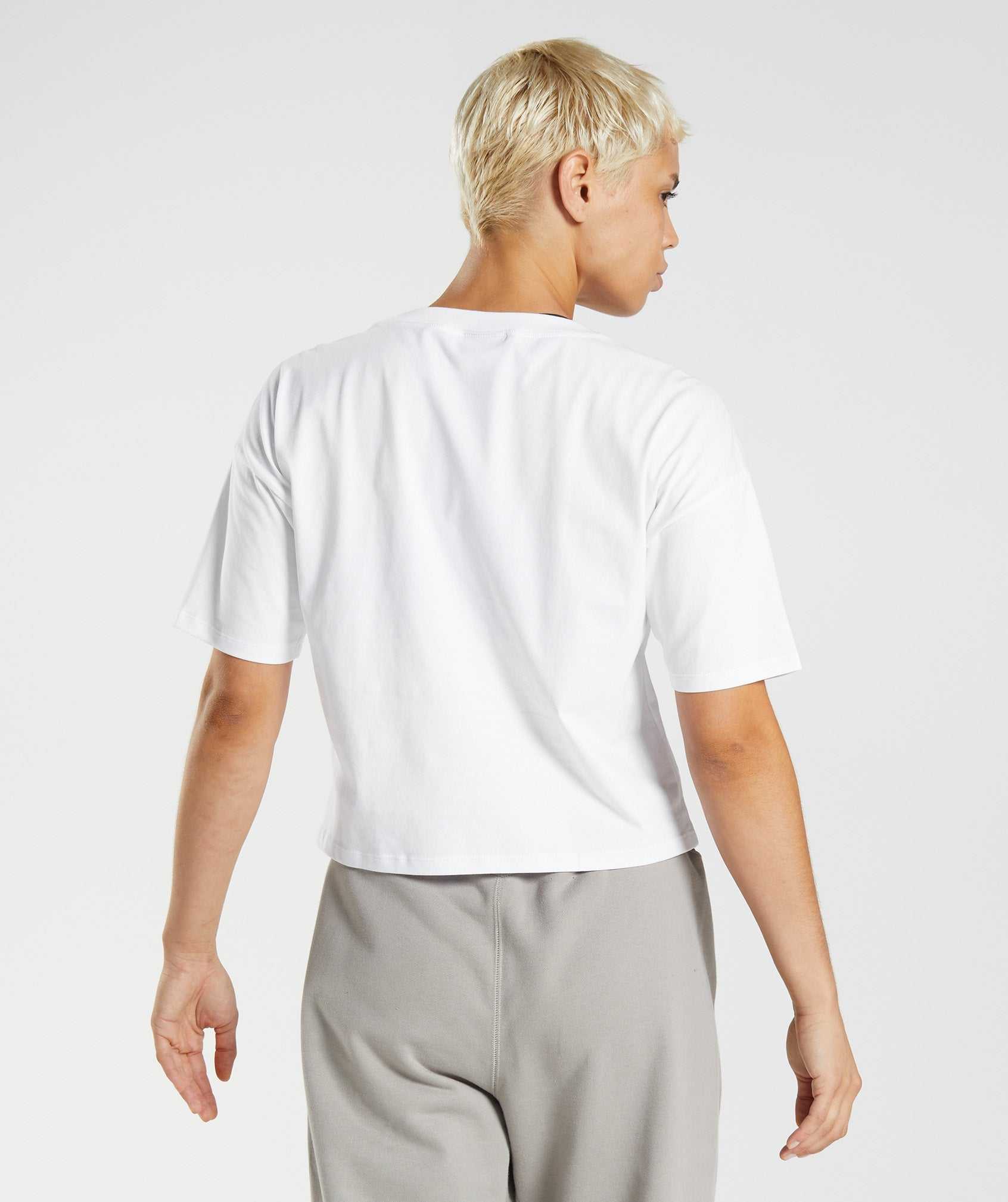 Gymshark GS10 Year Midi Topjes Wit | BIZP19240