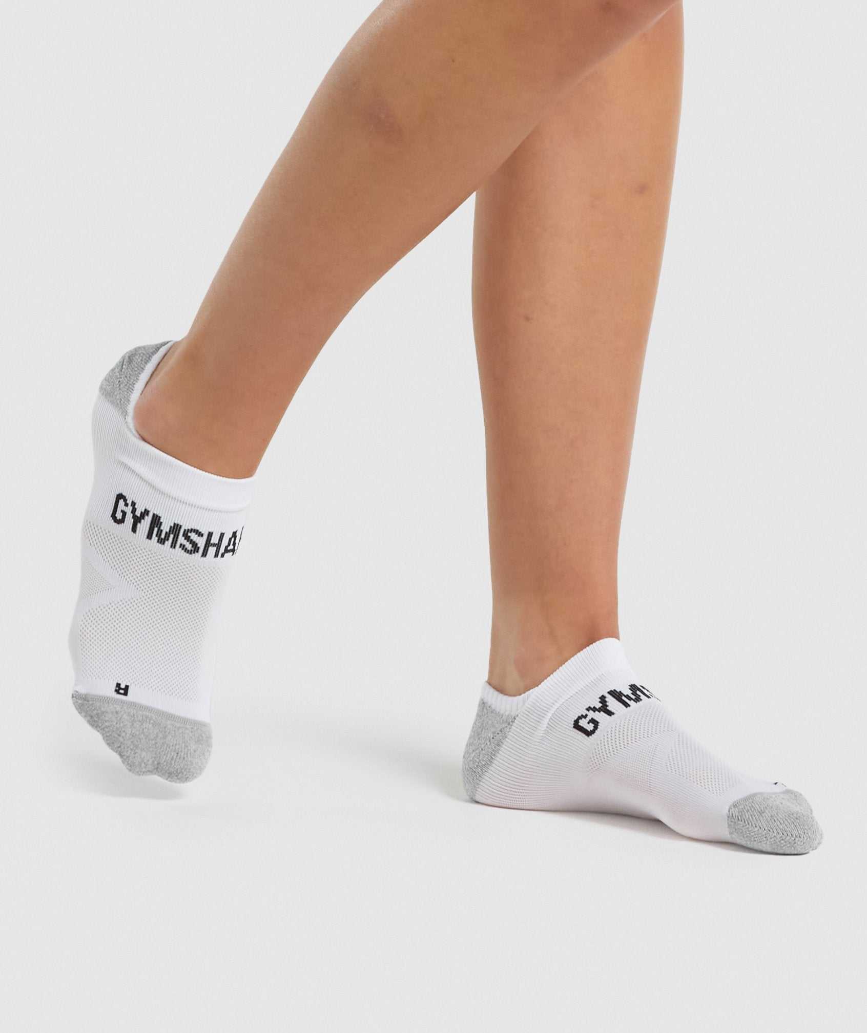 Gymshark No Show Performance Socks Accessoires Wit | IDLK10569