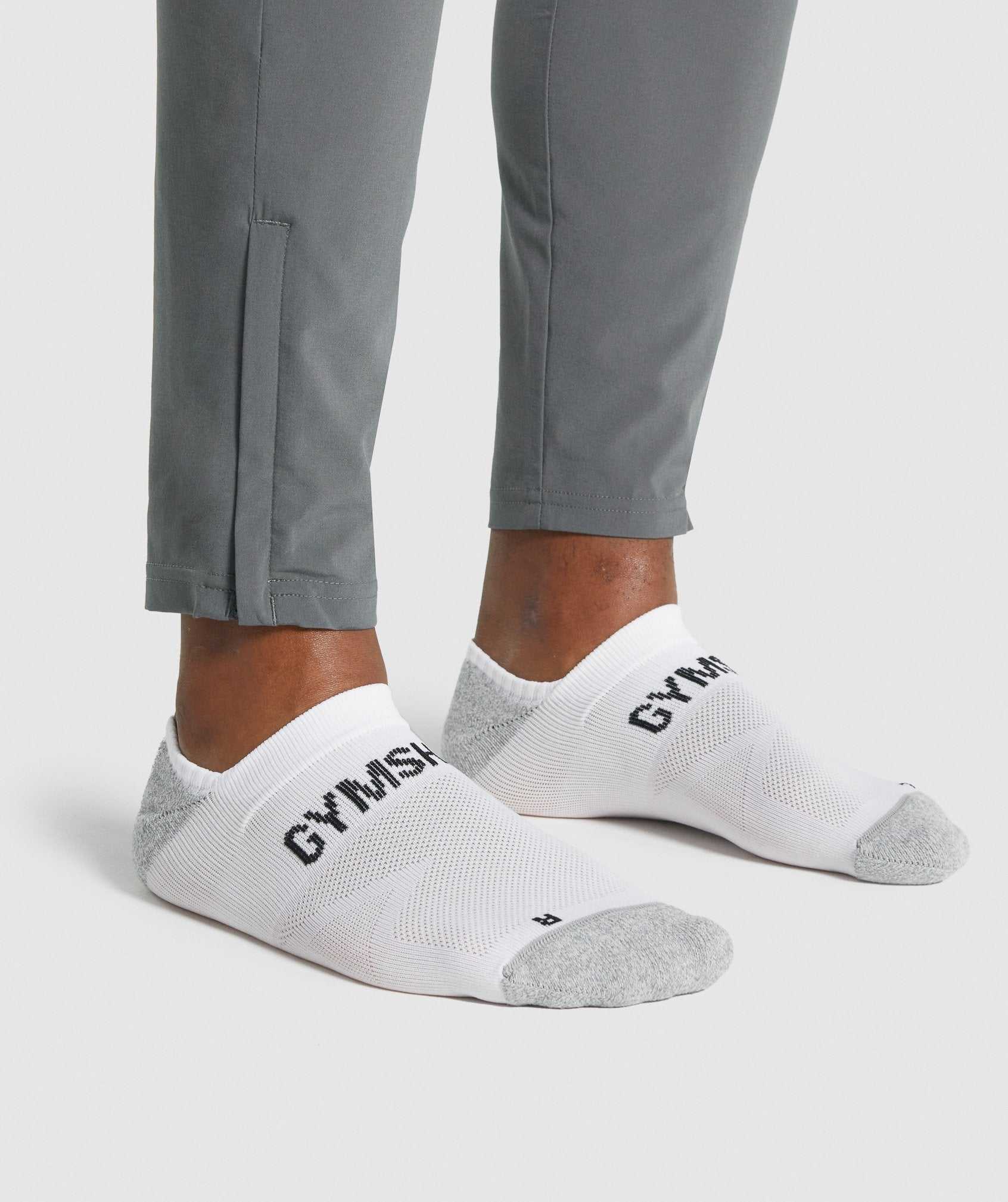 Gymshark No Show Performance Socks Accessoires Wit | IDLK10569