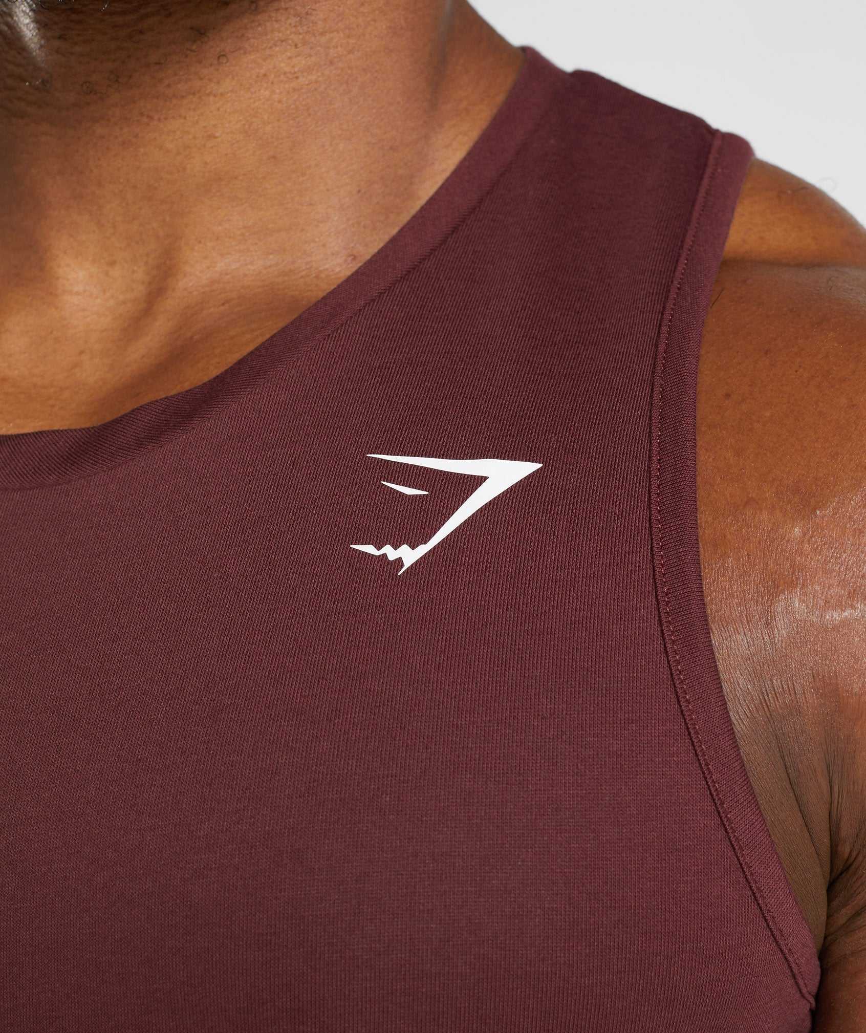 Gymshark React Tanktop Bordeaux | JHNB27503